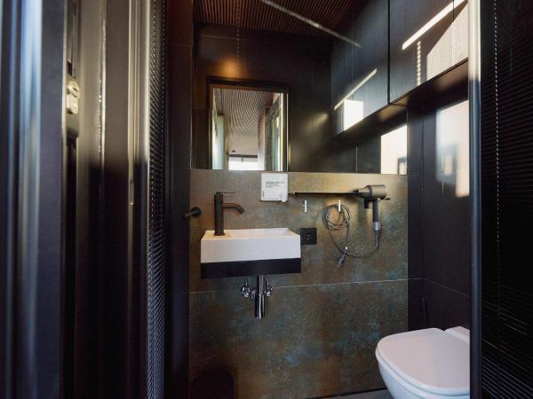 Spreeapartment LUNA : photo 3 de la chambre appartement - vue sur lac