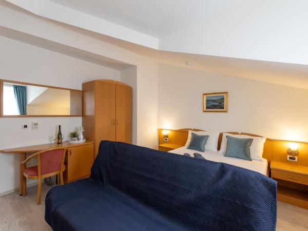 Villa Fontana : photo 6 de la chambre chambre familiale standard