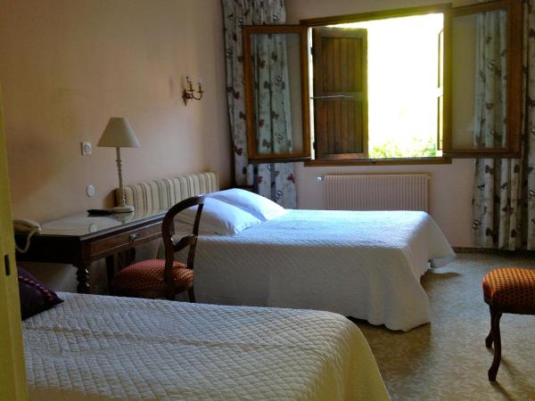 Hotel Million : photo 8 de la chambre chambre triple traditionnelle