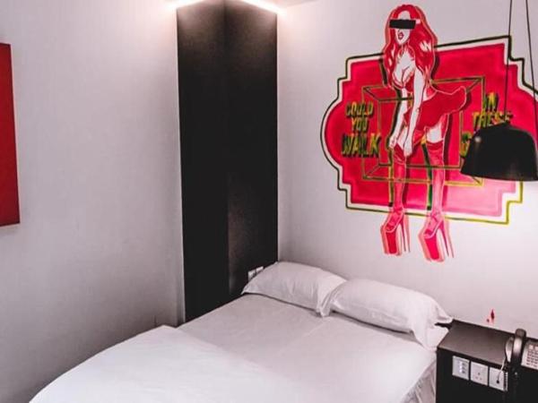 Hi Hotel Bugis : photo 1 de la chambre chambre lit queen-size deluxe