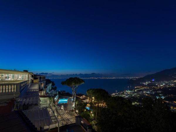 Residence Le Terrazze : photo 6 de la chambre appartement 2 chambres avec terrasse et vue sur la mer