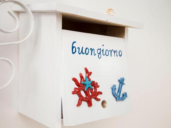 Residence Le Terrazze : photo 7 de la chambre studio avec balcon et vue sur la mer (3 adultes)