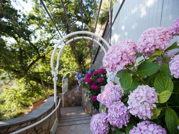 Residence Le Terrazze : photo 6 de la chambre studio avec balcon et vue sur la mer (3 adultes)