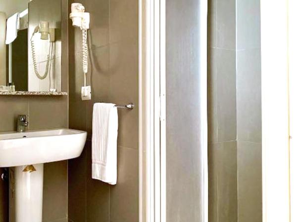 Hotel Vitruvio : photo 9 de la chambre chambre double supérieure