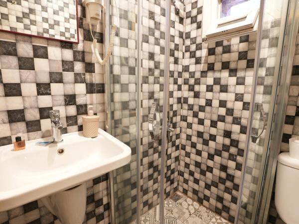 Cheers Vintage Hostel : photo 4 de la chambre lit dans dortoir pour femmes de 4 lits