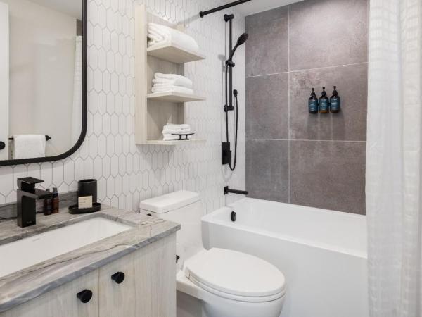 Steveston Waterfront Hotel : photo 9 de la chambre suite 2 chambres