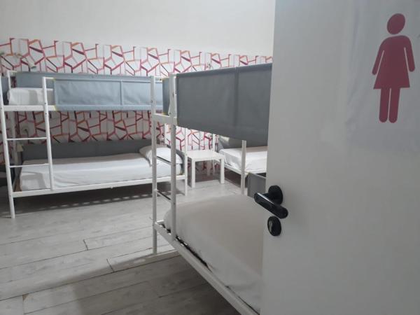 Balarm Hostel - Youth Hostel age limit 18-50 : photo 3 de la chambre lit simple dans dortoir pour femmes