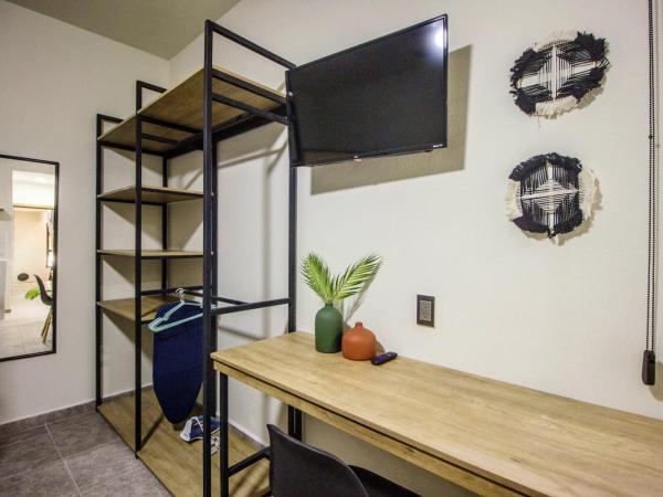 LOFT ALATORRE : photo 8 de la chambre chambre familiale avec salle de bains privative