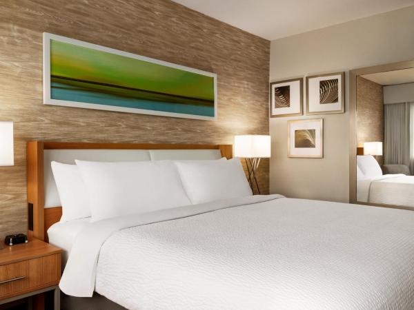 Holiday Inn Miami Beach-Oceanfront, an IHG Hotel : photo 7 de la chambre chambre lit king-size