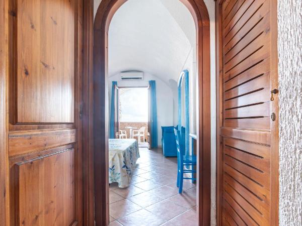 Punta Chiarito Resort : photo 8 de la chambre chambre double confort - vue sur mer