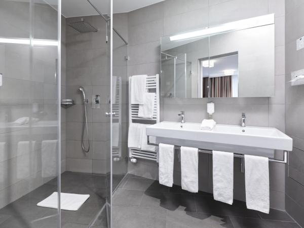 Central City Hotel Rochat : photo 6 de la chambre chambre familiale