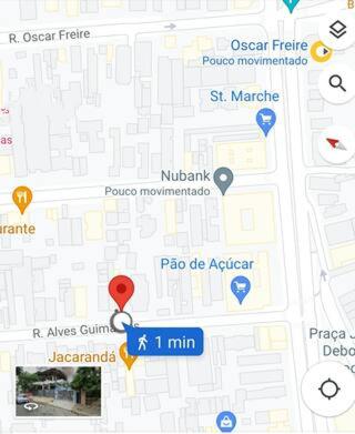 Suítes privativas Metrô Oscar Freire HC NUBANK INCOR PAULISTA : photo 9 de la chambre chambre quadruple avec salle de bains privative