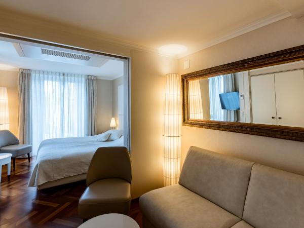 Hotel des Balances : photo 3 de la chambre suite junior - vue sur fleuve