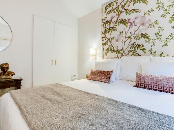 Villa Florentine : photo 2 de la chambre appartement lumières