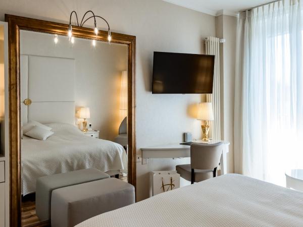 Hotel des Balances : photo 2 de la chambre chambre double - vue sur fleuve