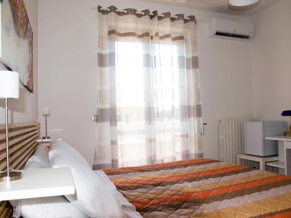 Aliseo B&B : photo 2 de la chambre chambre double avec salle de bains privative extérieure