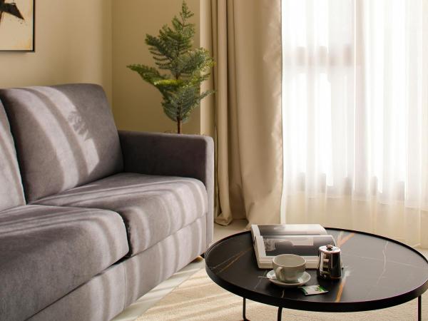 Nuvō Hotel Boutique : photo 7 de la chambre comfort double room with living room