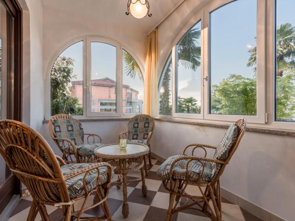 B&B Dujmović : photo 2 de la chambre appartement - vue sur piscine