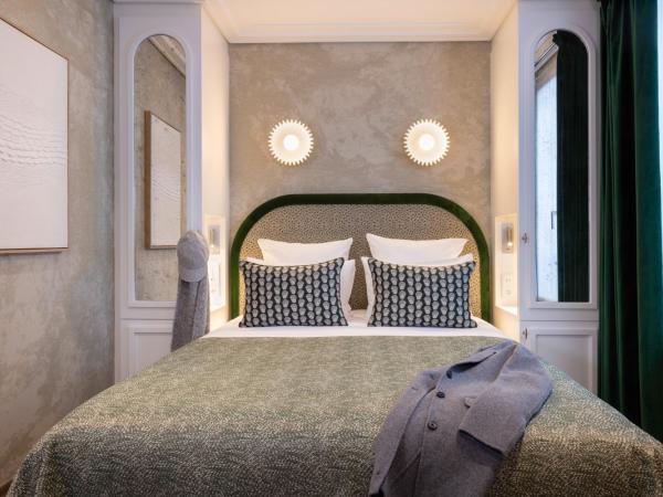 Hotel des Carmes by Malone : photo 2 de la chambre hébergement 2 chambres adjacentes