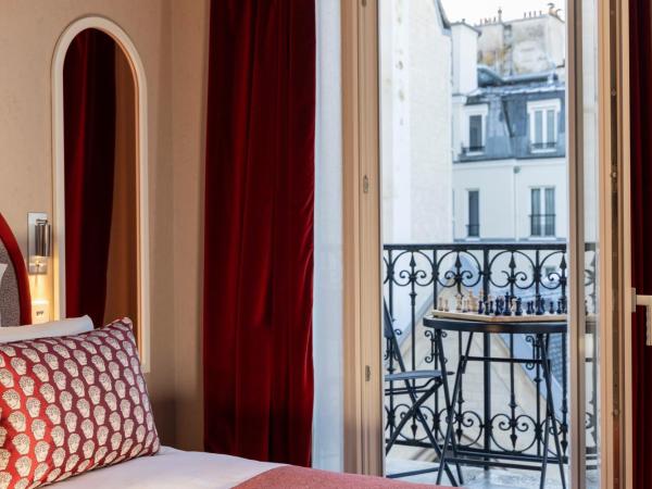 Hotel des Carmes by Malone : photo 2 de la chambre chambre double ou lits jumeaux supérieure