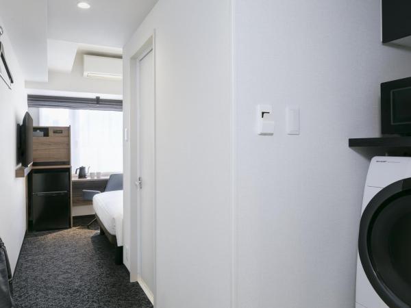 Tokyu Stay Nishi Shinjuku : photo 2 de la chambre chambre double moyenne - non-fumeurs