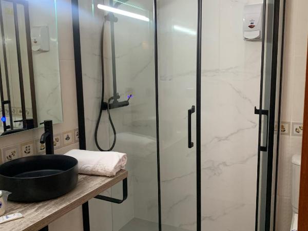 Hotel Carbayon : photo 2 de la chambre chambre simple