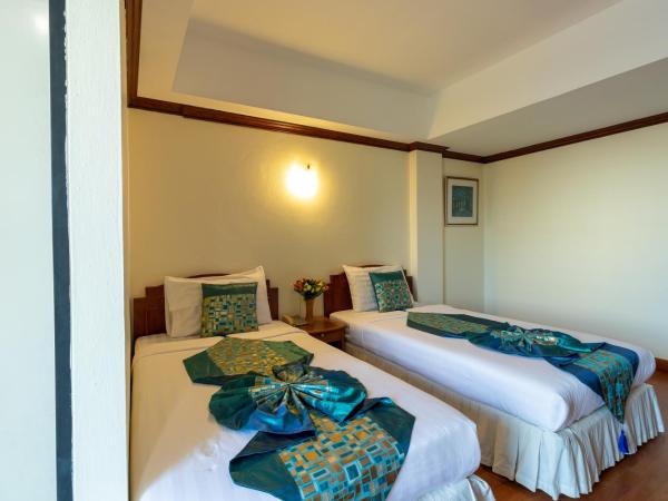 Chomsin Hua Hin ชมสินธุ์ หัวหิน : photo 6 de la chambre chambre double supérieure