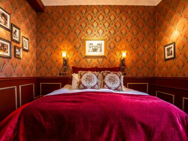 Hotel Pigalle : photo 6 de la chambre chambre double royale