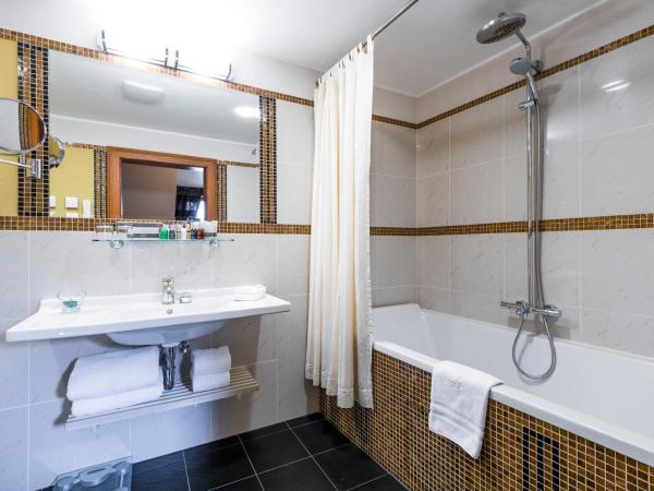 Golden Well : photo 8 de la chambre chambre de luxe