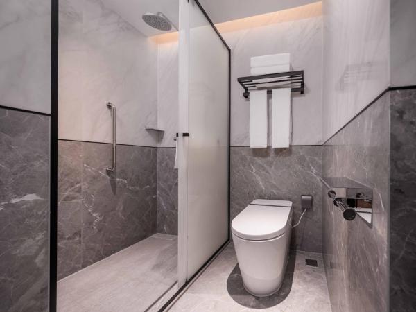 Hilton Garden Inn Beijing Temple Of Heaven East Gate Station : photo 1 de la chambre suite 1 chambre lit king-size