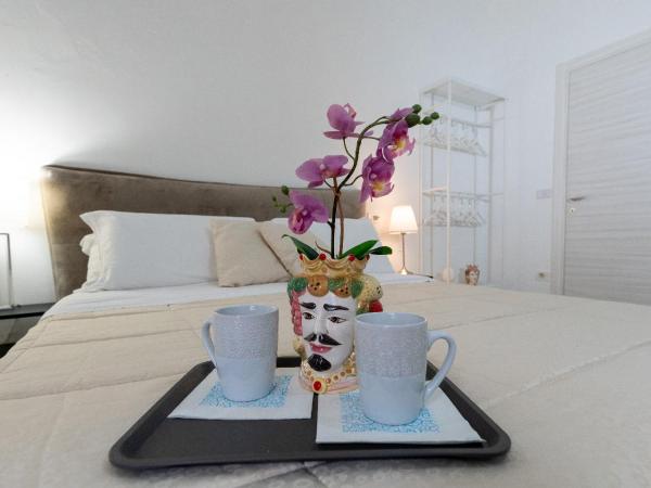 Duomo Luxury Suite Catania : photo 1 de la chambre chambre standard lit queen-size