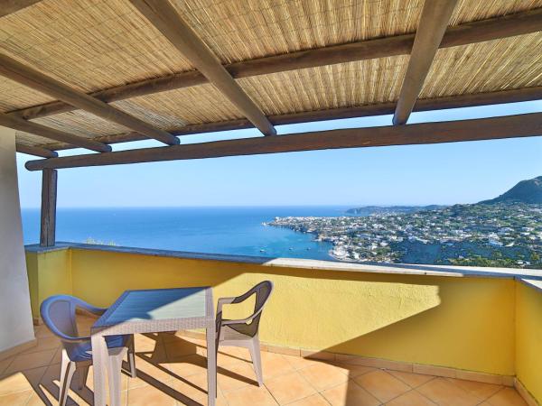 Sweetposeidon : photo 4 de la chambre chambre triple - vue sur mer