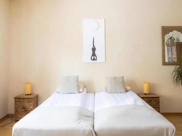 BlissHouse Cracow : photo 3 de la chambre chambre familiale avec salle de bains