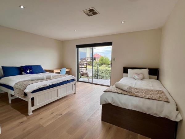 Hobart View : photo 1 de la chambre chambre double deluxe avec balcon - vue sur mer