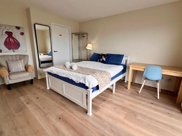 Hobart View : photo 2 de la chambre chambre double deluxe avec balcon - vue sur mer