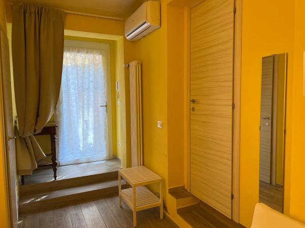 Casa Francia Emilia Levante : photo 3 de la chambre chambre double ou lits jumeaux avec salle de bains privative