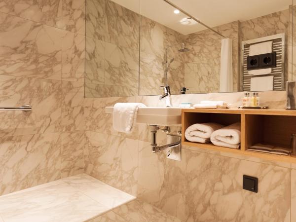 The Guesthouse Vienna : photo 4 de la chambre chambre double deluxe - accessible aux personnes à mobilité réduite - premier Étage