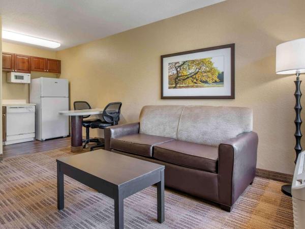 Extended Stay America Suites - Phoenix - Midtown : photo 3 de la chambre suite 1 chambre - non-fumeurs