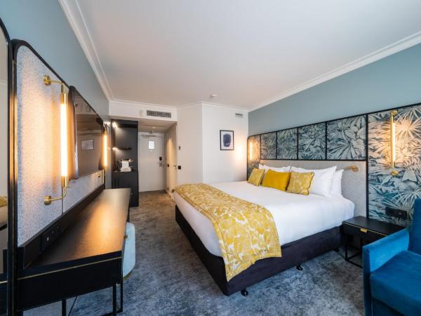 voco Paris Montparnasse, an IHG Hotel : photo 7 de la chambre chambre lit king-size premium avec canap-lit