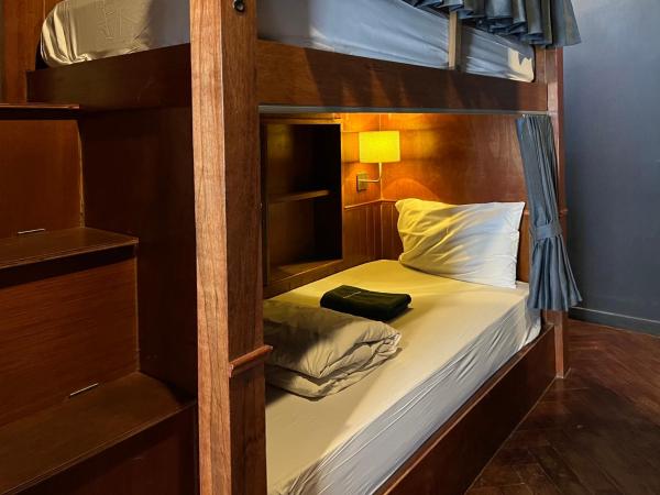 Suneta Hostel Chiangmai : photo 3 de la chambre lit dans dortoir mixte de 8 lits