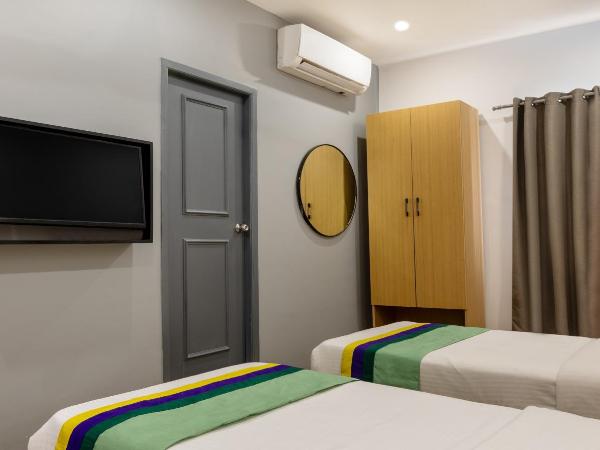 Treebo Treetops Inn - Anna Nagar : photo 6 de la chambre standard room with working desk