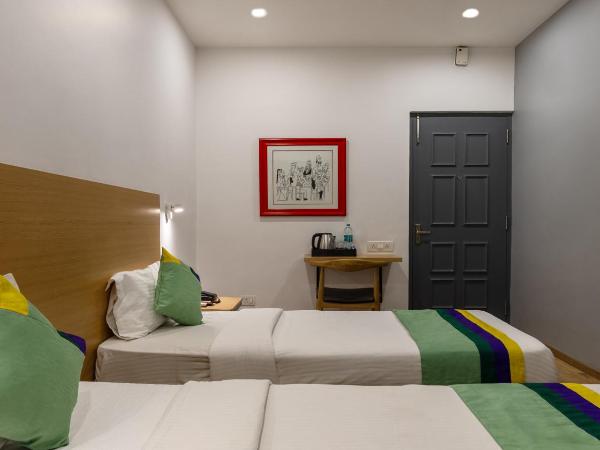 Treebo Treetops Inn - Anna Nagar : photo 9 de la chambre standard room with working desk