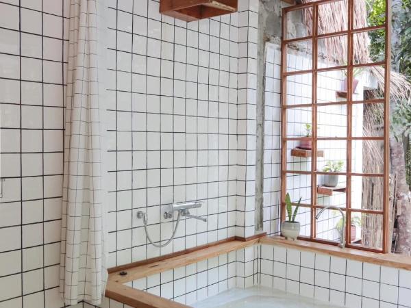 Woo Ma Ca Moo : photo 4 de la chambre chambre quadruple avec balcon