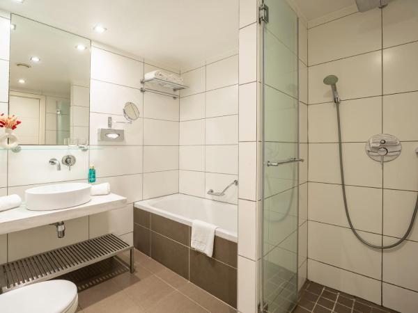 B-aparthotel Grand Place : photo 6 de la chambre chambre double standard