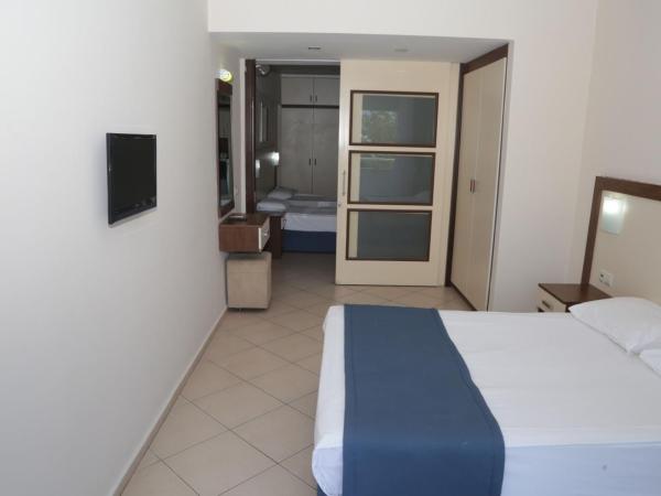 Batıhan Beach Resort & Spa : photo 2 de la chambre chambre familiale + 1 enfant