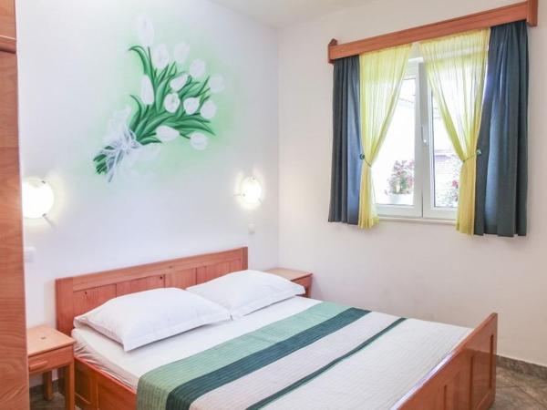 Villa Nike : photo 8 de la chambre suite avec terrasse