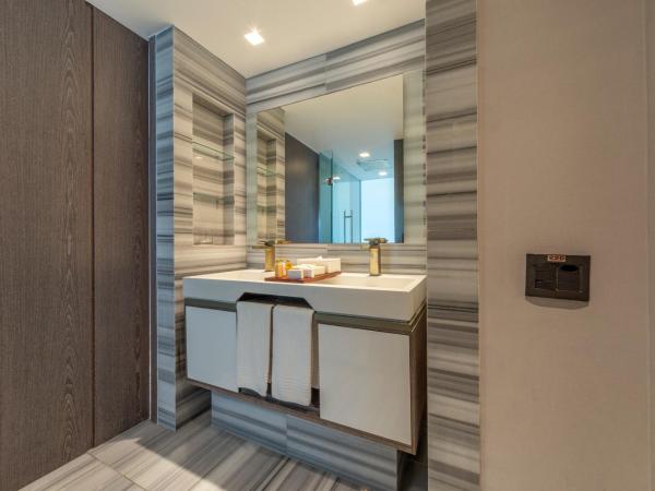 Lifestyle Laghetto Collection : photo 6 de la chambre chambre lit king-size - vue sur montagne