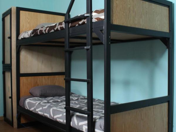 Hostal La Loteria : photo 4 de la chambre lit dans dortoir de 8 lits