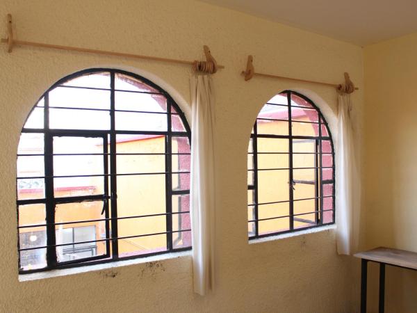 Hostal La Loteria : photo 5 de la chambre lit simple en dortoir