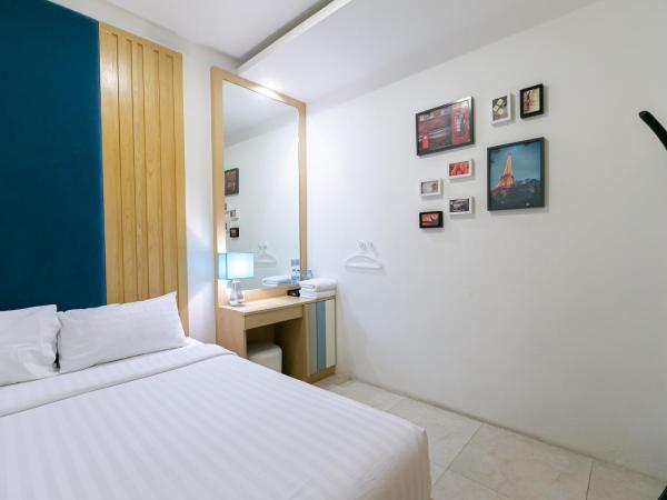 The Bedrooms Hostel Pattaya : photo 6 de la chambre chambre double standard avec salle de bains commune